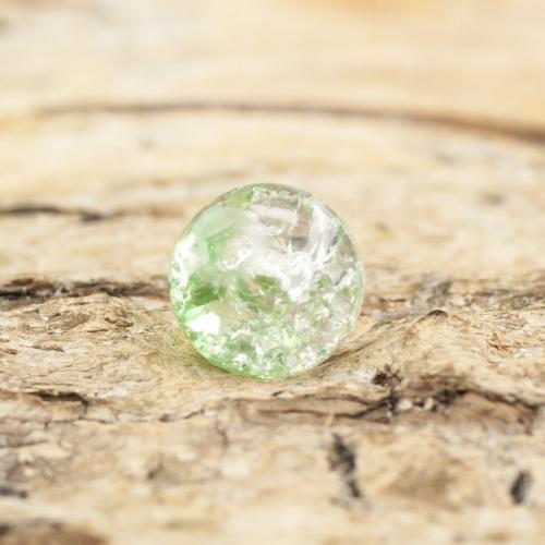 Krackelerad glaspärla rund 6 mm, Grön/Klar (40st)
