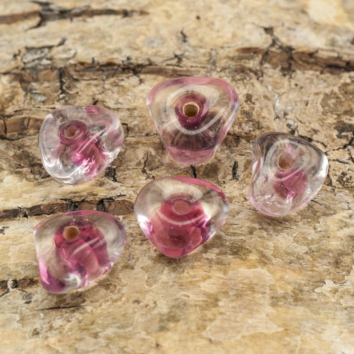 Glasprla Triangel 12 mm, Klar/Cerise (5st)