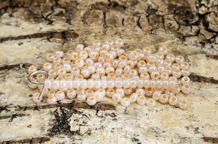 Seed Beads opak lustered 2,6 mm, Aprikos (20g)