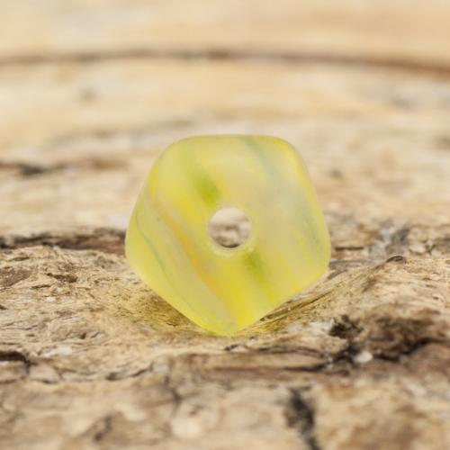 Frostad Glaspärla Pentagon 6 mm, Grönmix (20st)