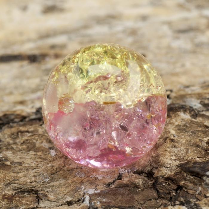 Krackelerad glaspärla rund 10 mm, Rosa/Gul (10st)