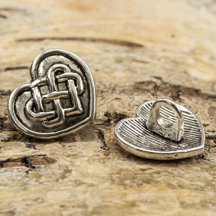Knapp Keltisk knut i hjärta 13x14 mm, Antiksilver (st)