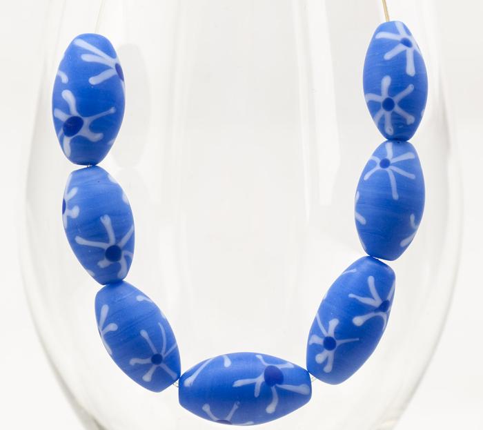 Oval glaspärla blomma 12x20 mm, Blå (5st)