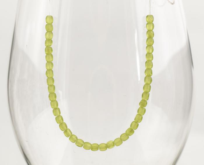 Frostad glaspärla rund 3 mm, Oliv (5g)