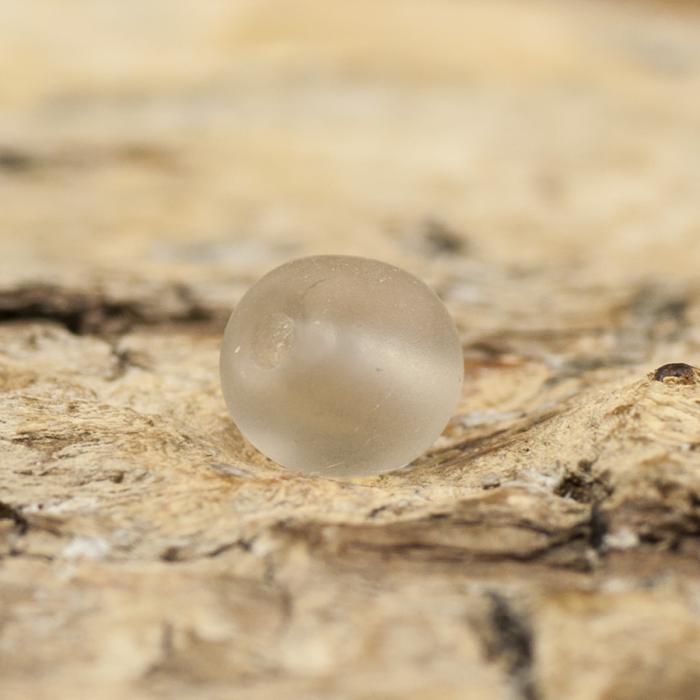 Frostad glaspärla 4 mm, Beige (60st)