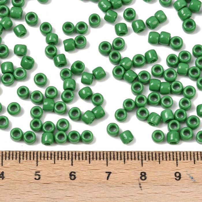 TOHO-pärlor runda 6/0, Opaque Shamrock (50st)