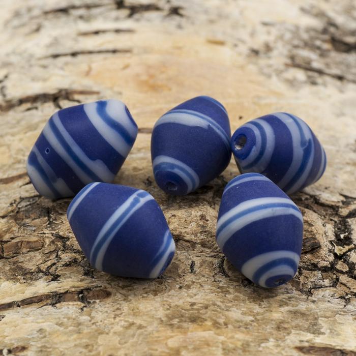 Glaspärla Fantasi 14x18 mm, Mörkblå/Vit (5st)