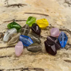 Glaspärla Diamant 6,5x13 mm, Färgmix (15st)
