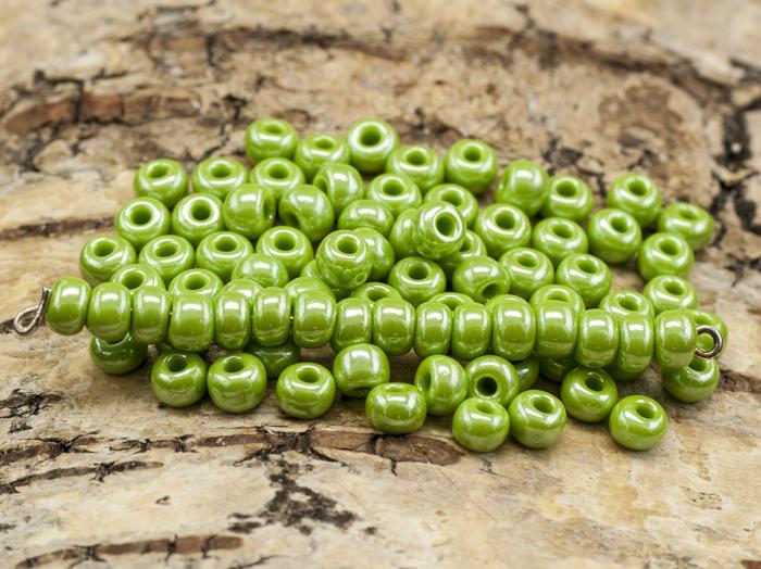 Seed Beads opak lustered 5 mm, Grön (20g)