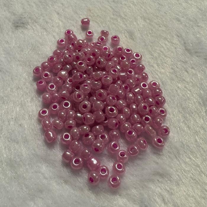 Seed Beads ceylon 4 mm, Rosa Plommon (20g)