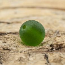 Frostad glaspärla 6 mm, Mörkgrön (40st)