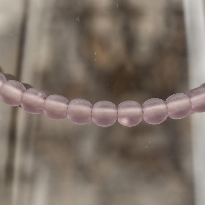 Frostad glaspärla 4 mm, Syrénlila (60st)