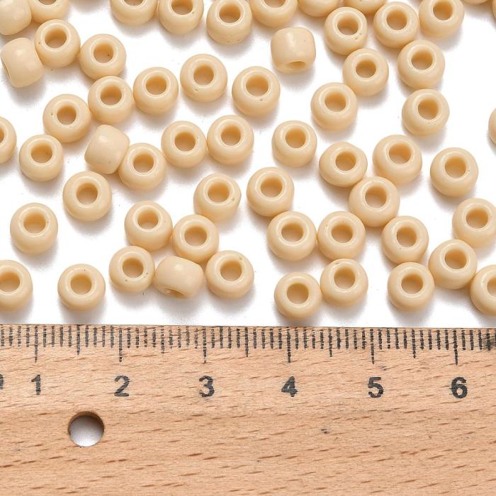 TOHO-pärlor runda 3/0, Opaque Light Beige (40st)