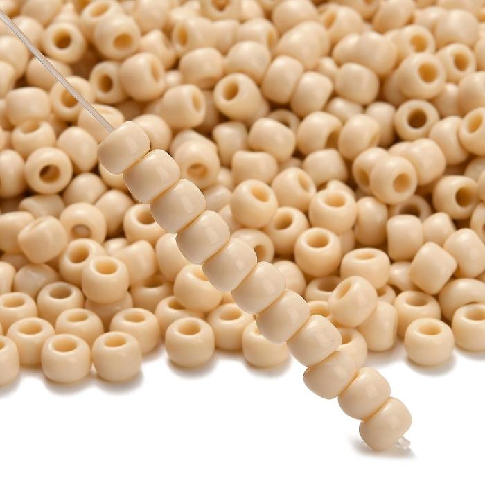 TOHO-pärlor runda 3/0, Opaque Light Beige (40st)