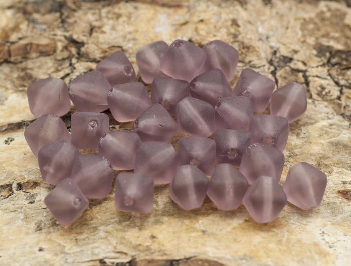 Frostad Glaspärla Oktaeder 5x6 mm, Lila (30st)