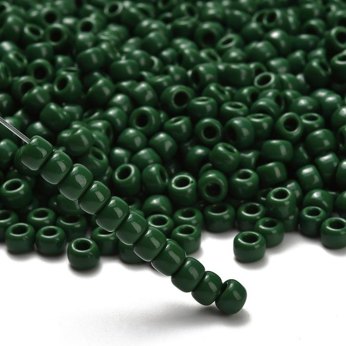 TOHO-pärlor runda 3/0, Opaque Pine Green (40st)