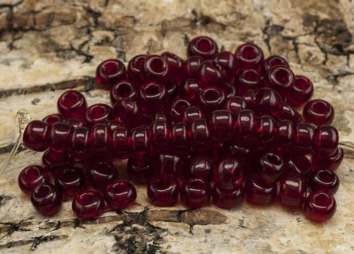 Seed Beads transparent 5 mm, Mörkröd (20g)