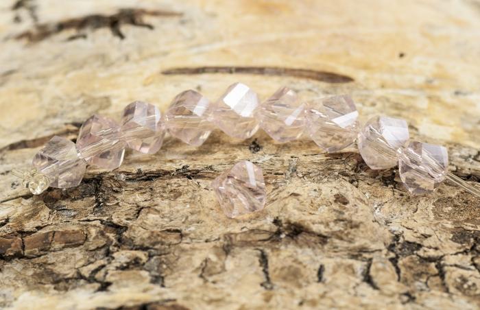 Glaspärla facetterad twist 6 mm, Ljusrosa AB (20st)