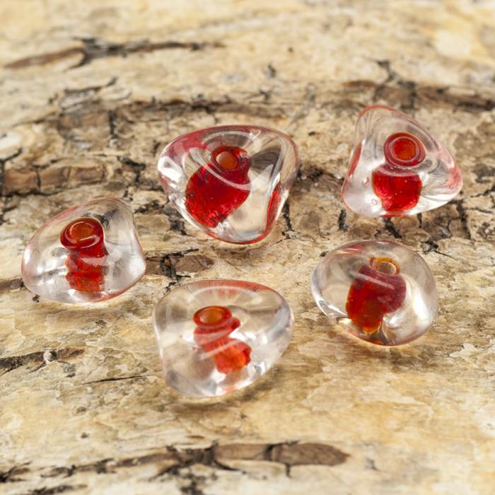 Glaspärla Triangel 12 mm, Klar/Röd (5st)