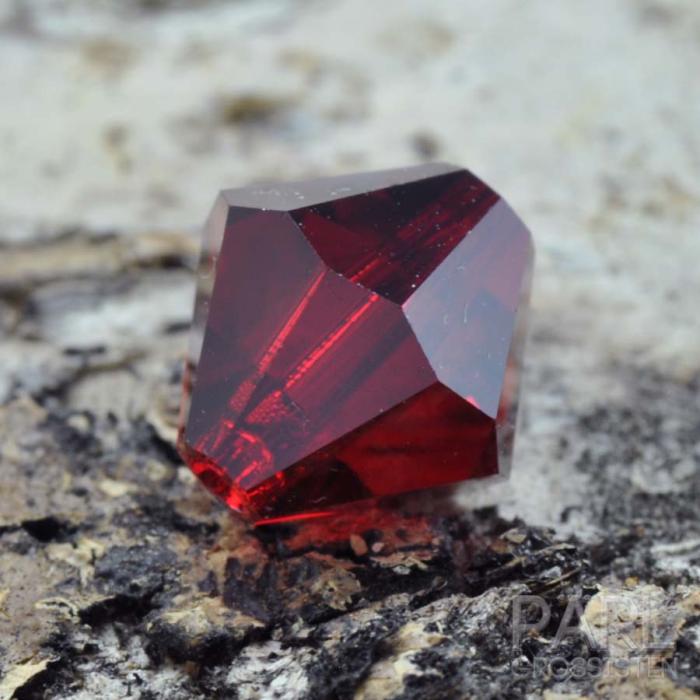 Swarovski bicone 8 mm, Siam (2st)