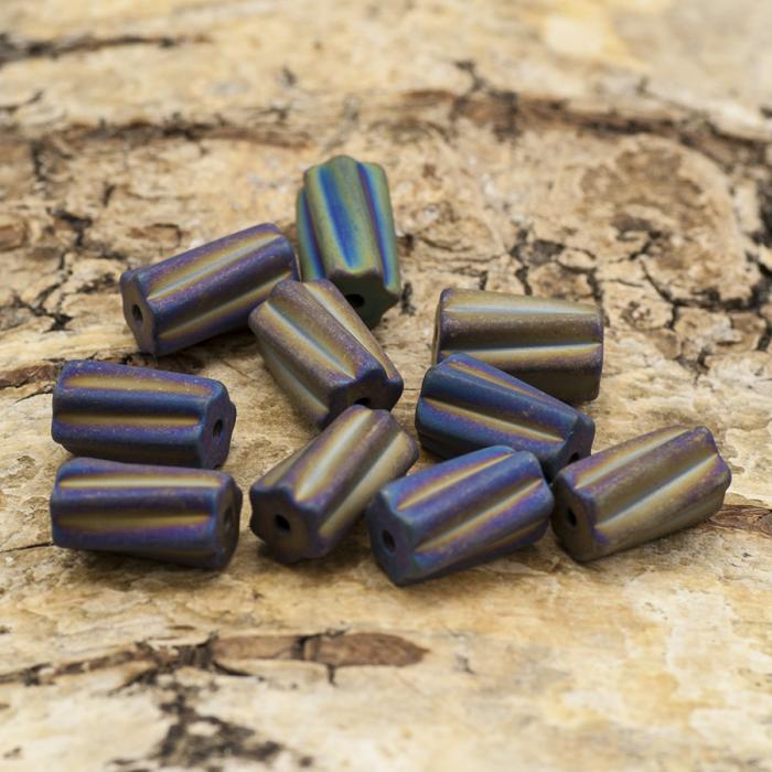 Glaspärla stav vriden 6x10 mm, Lilamulti (10st)