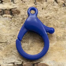 Karbinhake i plast 25x17 mm, Mörkblå (2st)