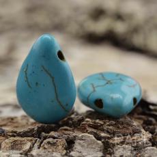 Droppe howlite, Turkos (5st)