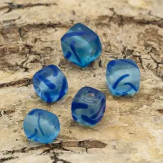 Frostad glaspärla kub 8 mm, Blå (5st)