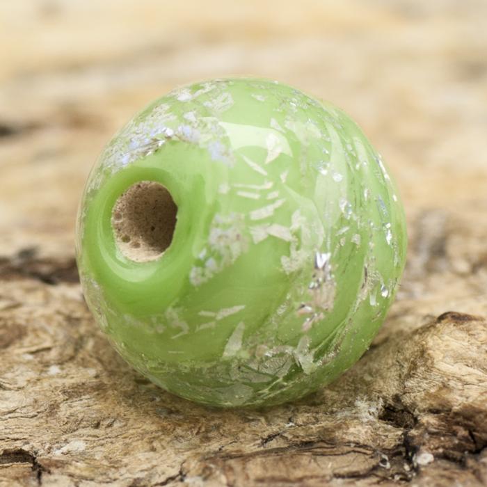 Glaspärla Lampwork 9x7 mm, Ljusgrön (5st)