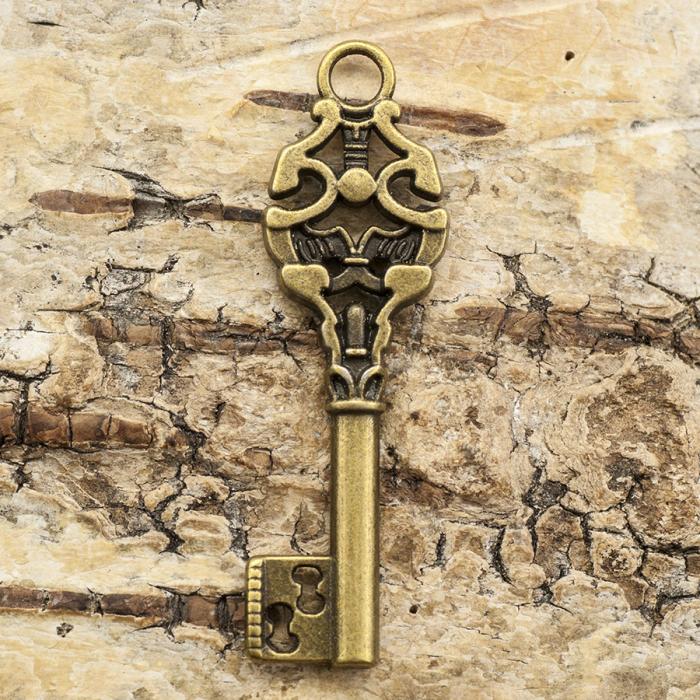 Berlock Nyckel 50x14 mm, Antikbrons (st)