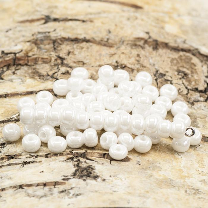 Seed beads opak lustered 5 mm, Snövit (20g)