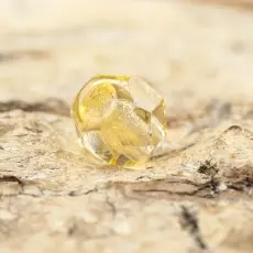 Glaspärla facetterad 4,5x5 mm, Ljus bärnsten (25st)