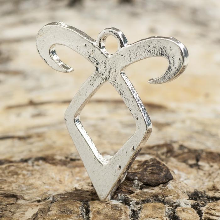 Berlock Änglakraft runa 20x20x1 mm, Antiksilver( st)