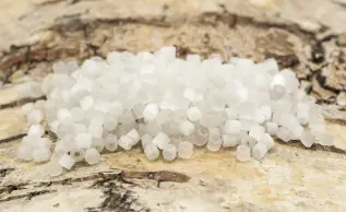 Bugle Beads Special 2,5 mm, Vit (10g)