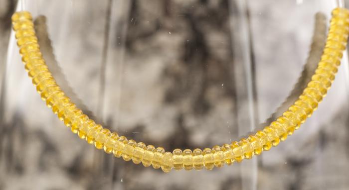 Platt glaspärla 4 mm, Bärnsten (60st)