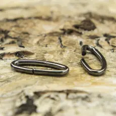 Ring öppningsbar Oval 16x7 mm, Svart (10st)