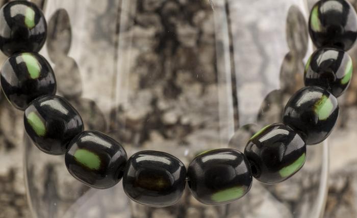 Träpärla 13x15 mm, Svart/Grön (5st)