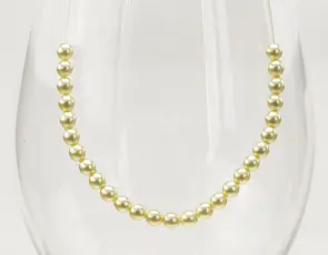 Vaxad glaspärla 4 mm, Gulgrön (60st)