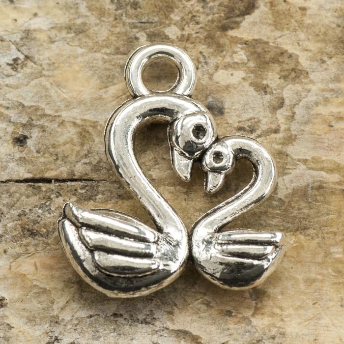 Berlock Svanfamilj 13x15 mm, Antiksilver (5st)