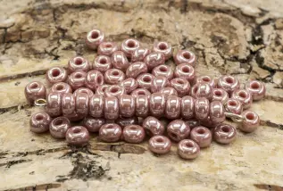 Seed beads opak lustered 5 mm, Gammelrosa (20g)