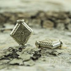 Mellandel Romb 9x10 mm, Antiksilver (10st)