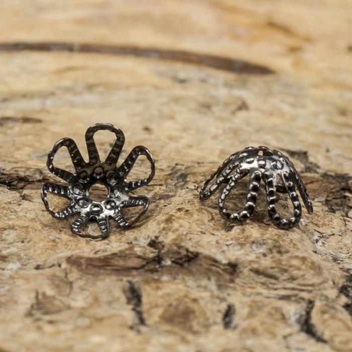 Pärlhållare Blomklocka 7x3,5 mm, Svart (20st)