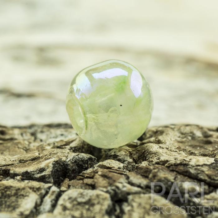 Skimrande glaspärla 6 mm, Ljusturkos AB (30st)