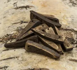 Hänge Kokosnöt 7x30 mm, Brun (5st)