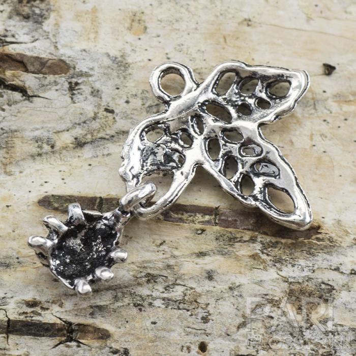 Berlock Löv med nyckelpiga 17x16 mm, Antiksilver (4st)
