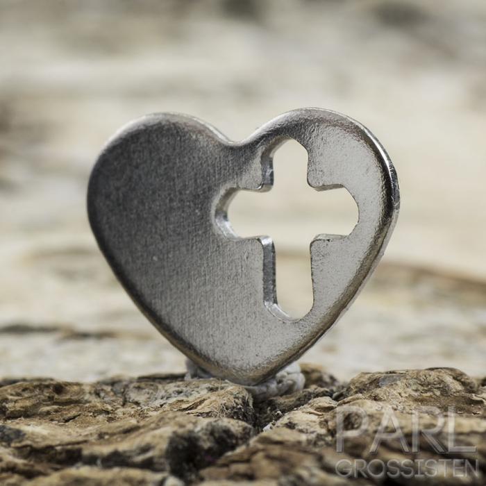 Tag Hjärta med kors 13x10 mm, Metallfärg (5st)