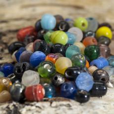 Glaspärlor ca 4 mm, Färgmix (50g)