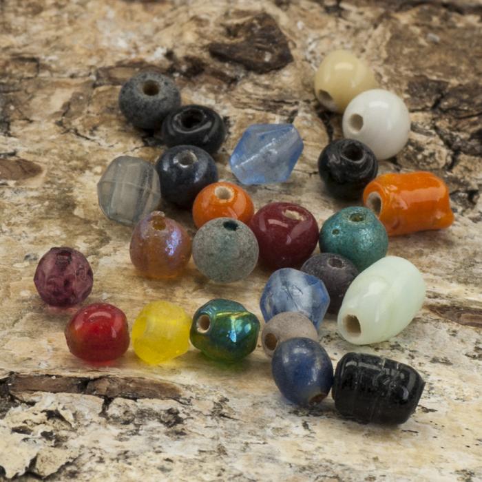 Glaspärlor ca 4 mm, Färgmix (50g)