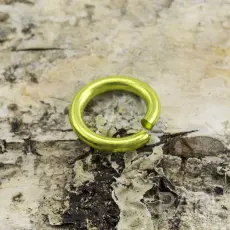 Aluminiumring öppningsbar 10mm, Ljusgrön (25st)