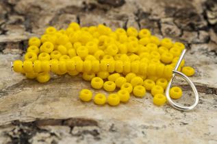 Seed Beads opak 2,5 mm, Gul (20g)